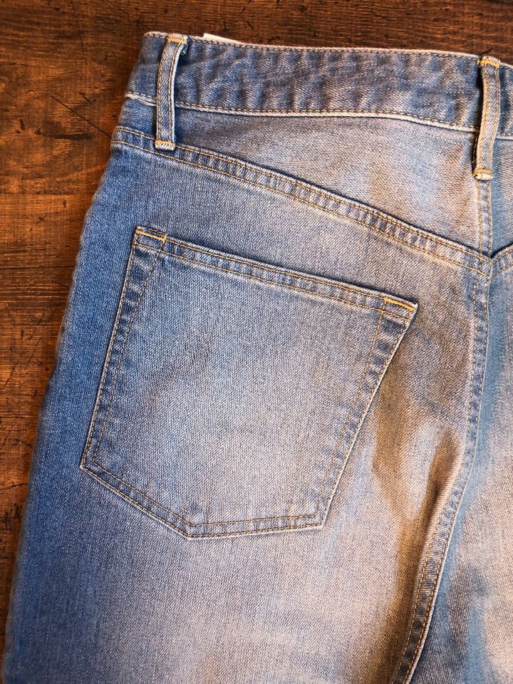 J8917CV CALIF. Straight Jeans-XS,, medium image number 4